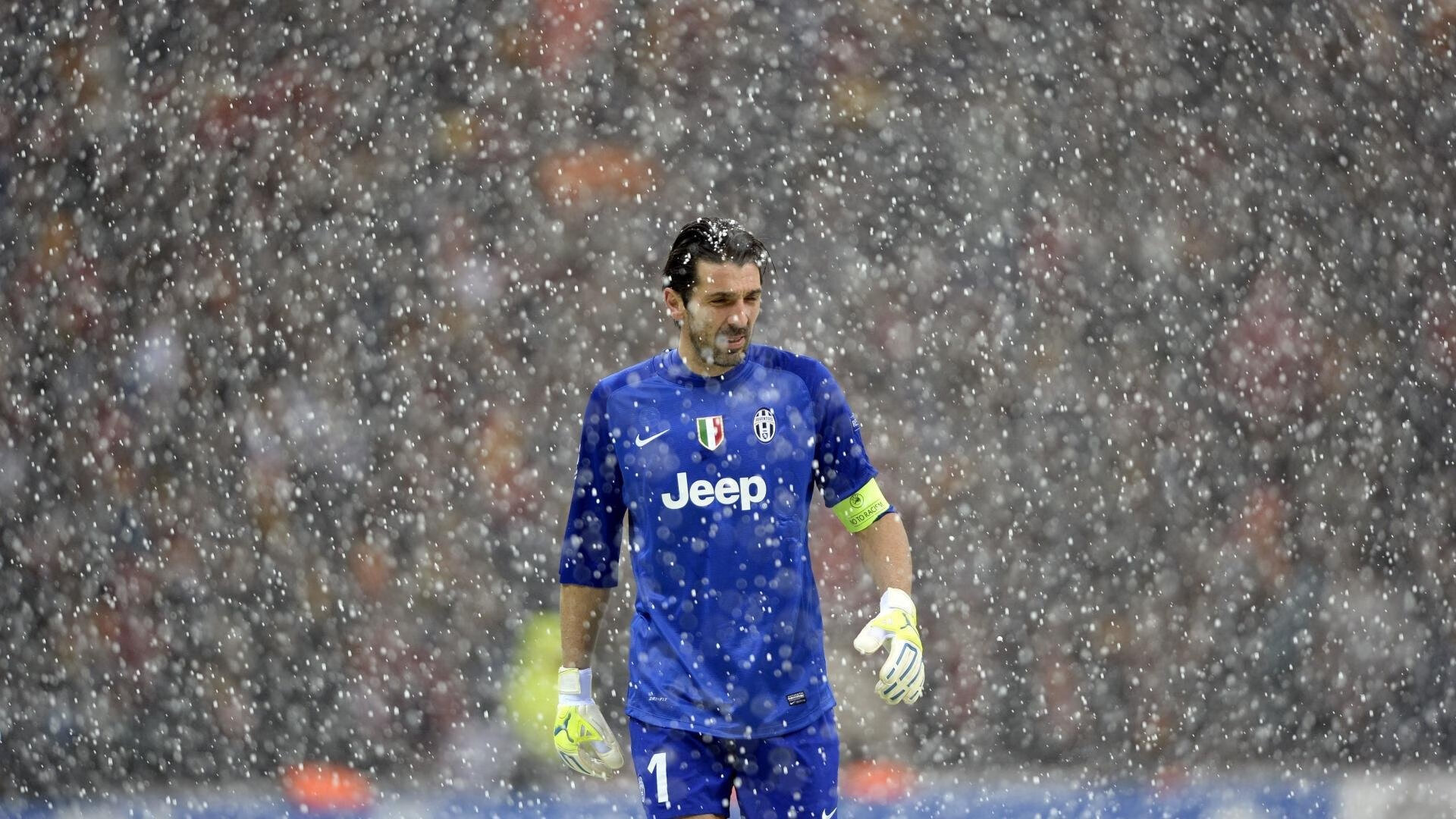 《英雄联盟大型线下总决赛,引领电竞潮流》,英雄联盟全球总决赛线下